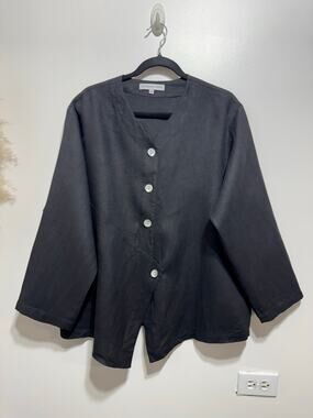 Christopher Calvin Women’s Size 1X 100% Linen Lagenlook Asymmetric Button Blouse